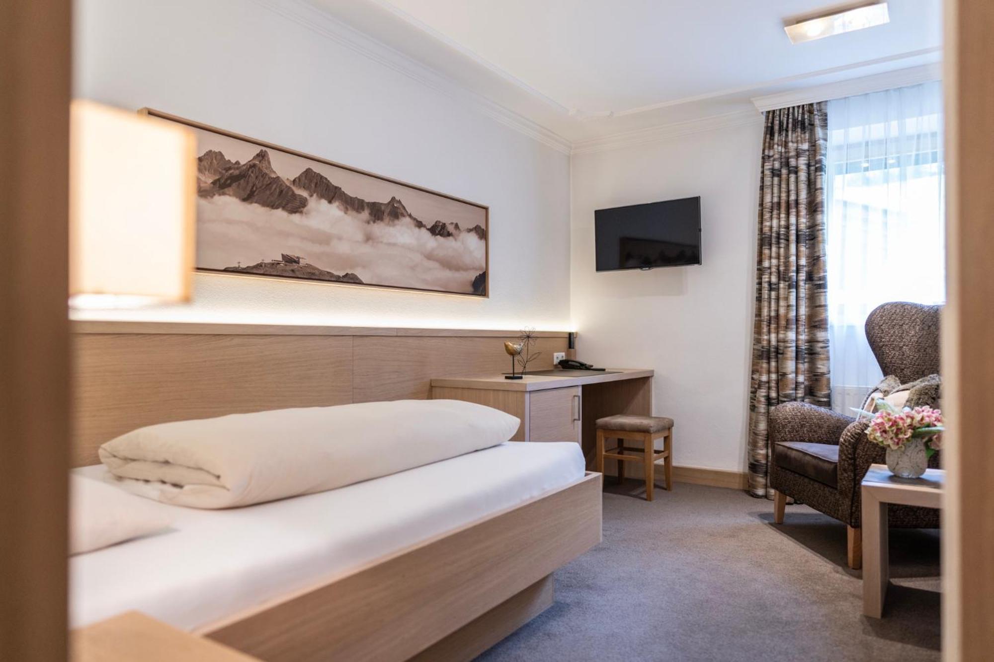 Alpenhotel Ischglerhof Екстериор снимка