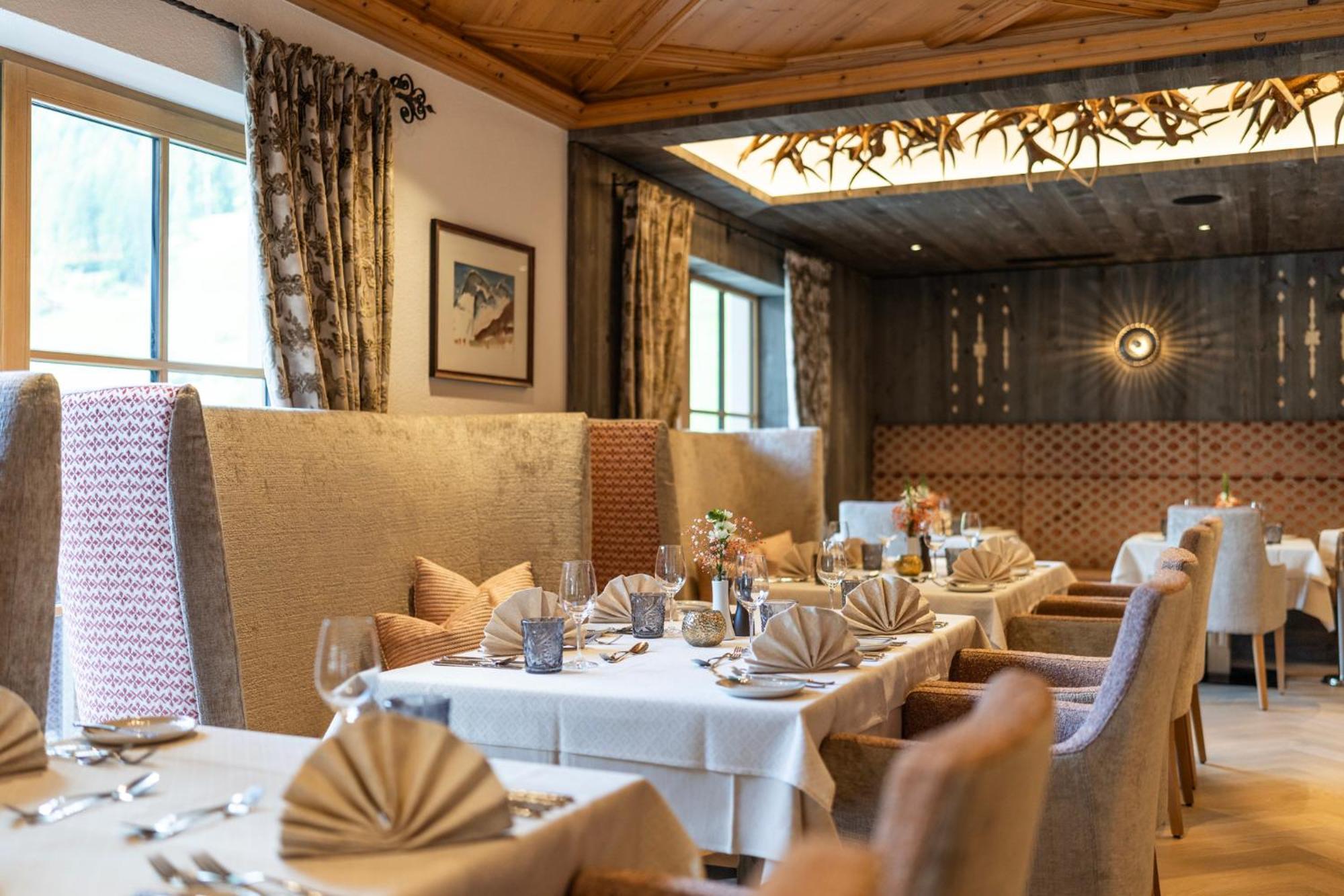 Alpenhotel Ischglerhof Екстериор снимка