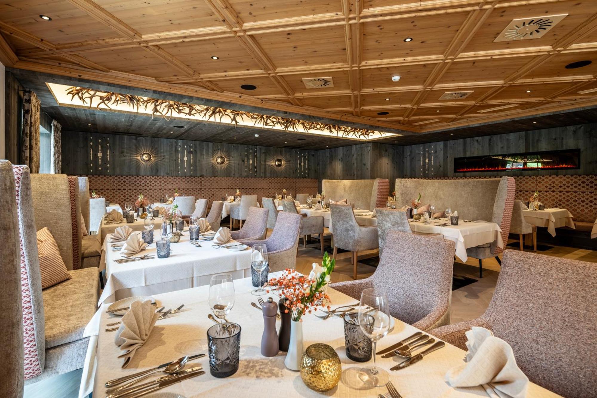 Alpenhotel Ischglerhof Екстериор снимка