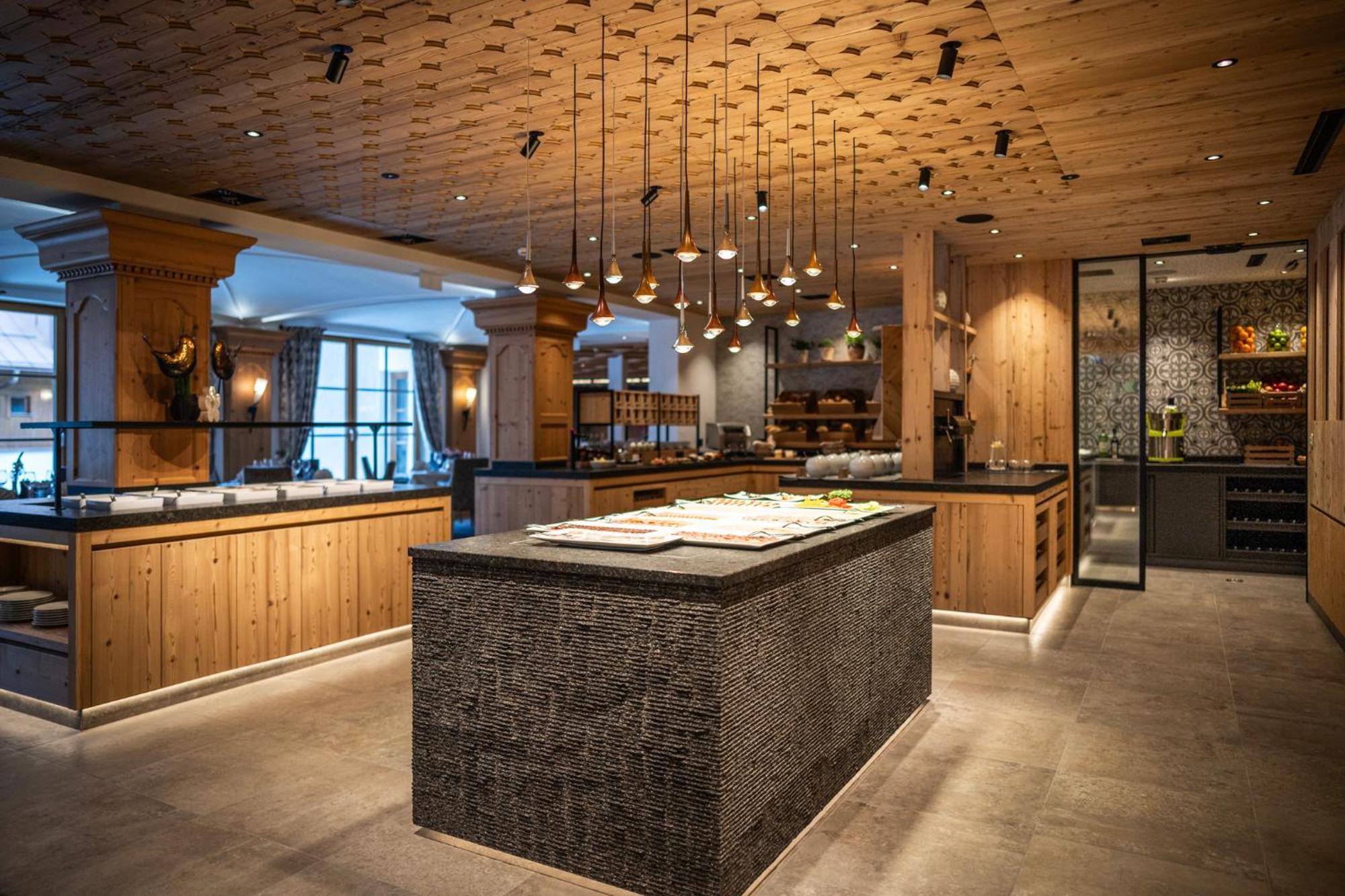 Alpenhotel Ischglerhof Екстериор снимка