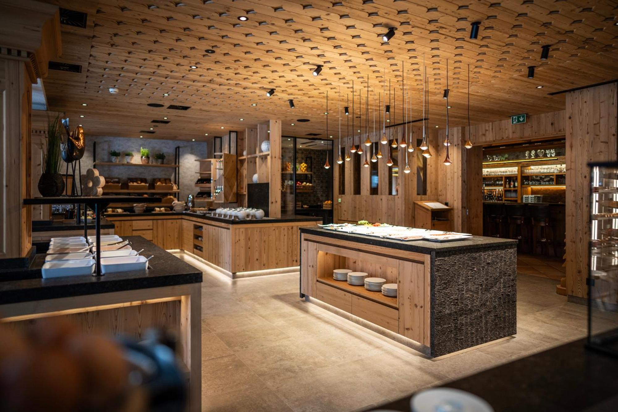 Alpenhotel Ischglerhof Екстериор снимка