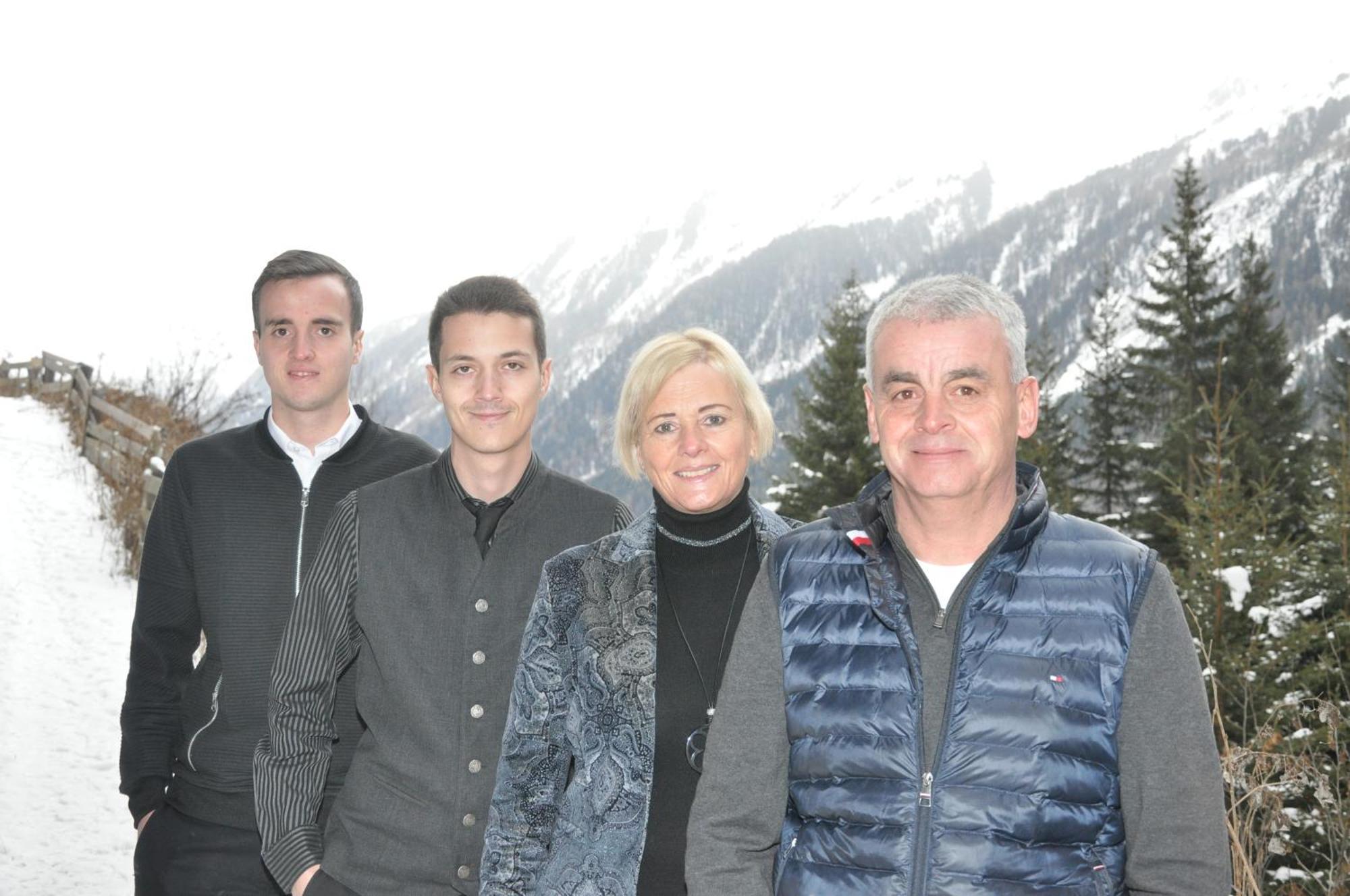 Alpenhotel Ischglerhof Екстериор снимка